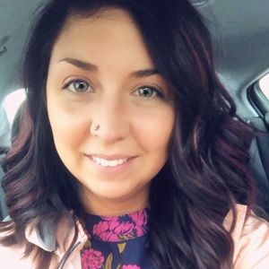 Meet your Posher, Katelyn